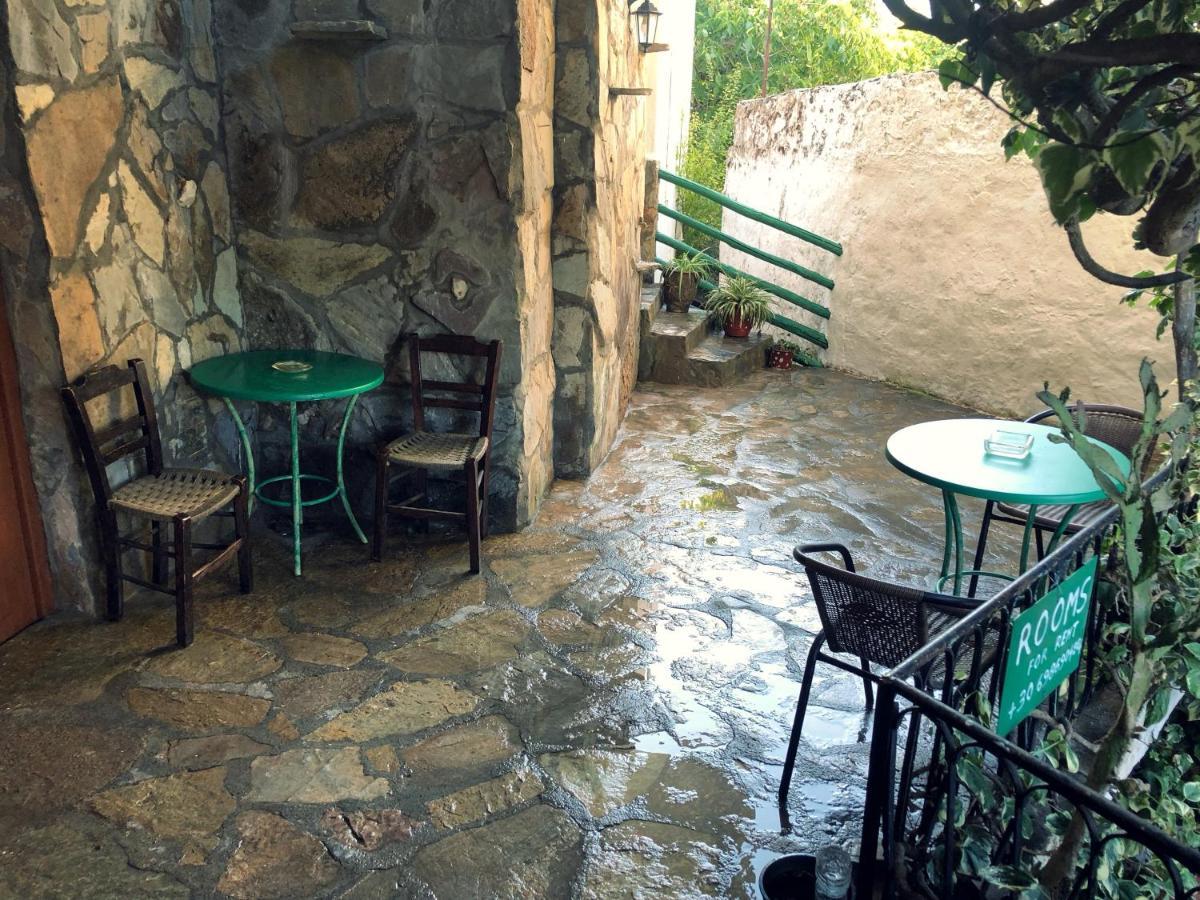 Ferienwohnung Yard Astirákion Exterior foto